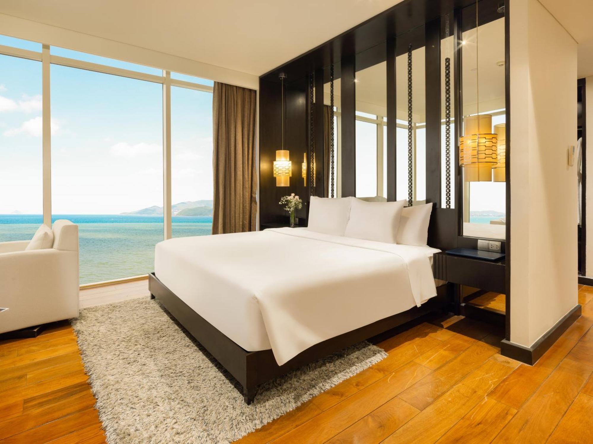 The Costa Nha Trang Residences Екстериор снимка